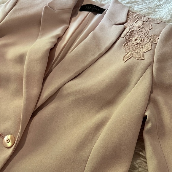 Carlisle Blush Pink Lace Appliqué Blazer Jacket – Tailored Elegant Size 4 - Picture 10 of 16
